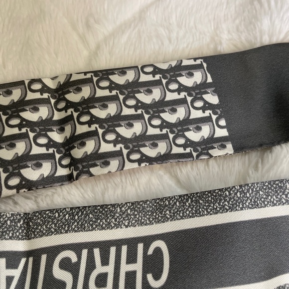 Headband - Picture 5 of 8